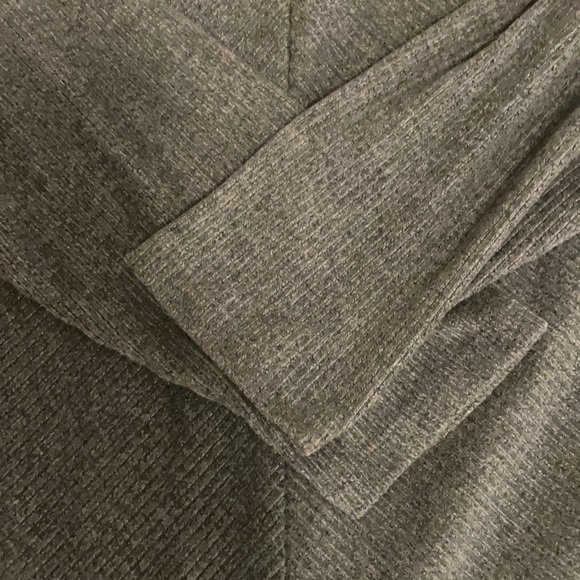 Ava & Viv Crew Sweater - Picture 3 of 4